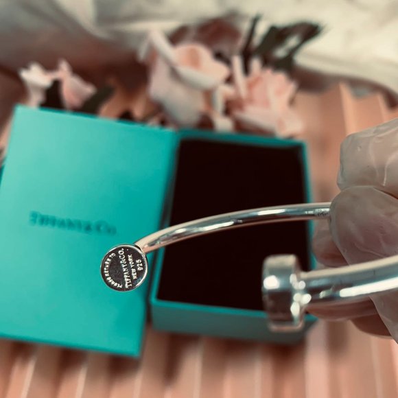 Tiffany_& Co. Return to Tiffany Round Circle Edge Cuff Bracelet Narrow Circle - Picture 2 of 6